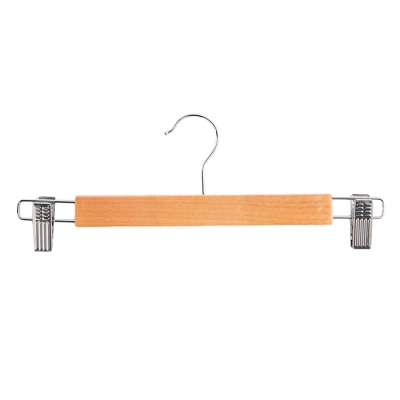Percha De Madera Con Broches 34Cm.